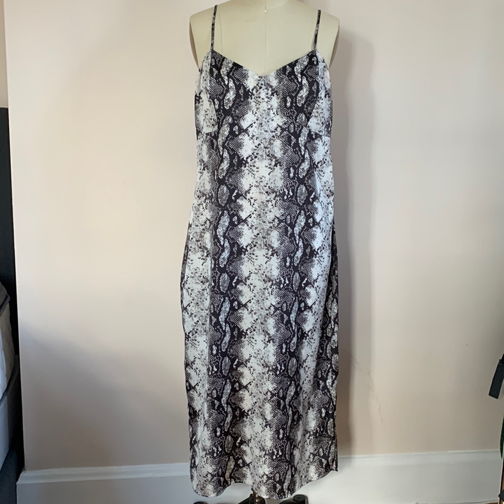 Gianna Bini snake print sheath midi dress